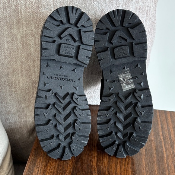 SOLD-Vagabond Black Leather Loafers - Picture 8 of 8